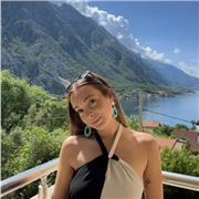 Estudiante universitaria con mas de 5 años de experiencia en el habla francesa en el ámbito academico. Primaria, Eso, Bachillerato